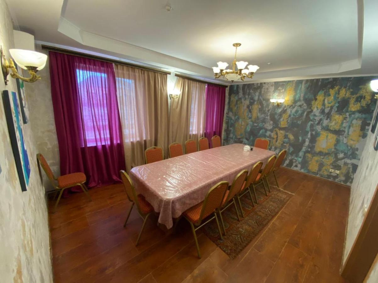 Hotel Alma Ata Zhosaly Екстериор снимка