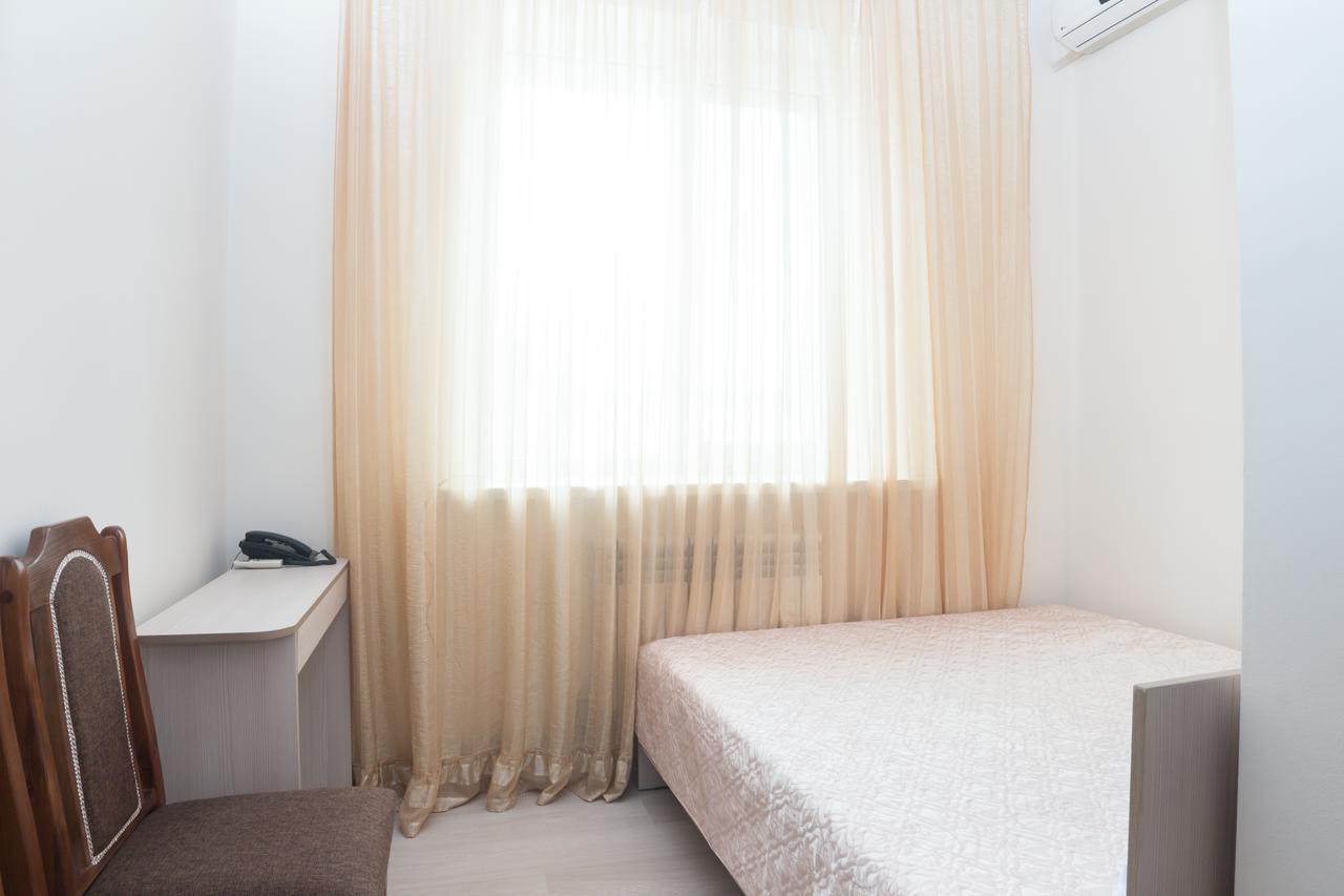 Hotel Alma Ata Zhosaly Екстериор снимка