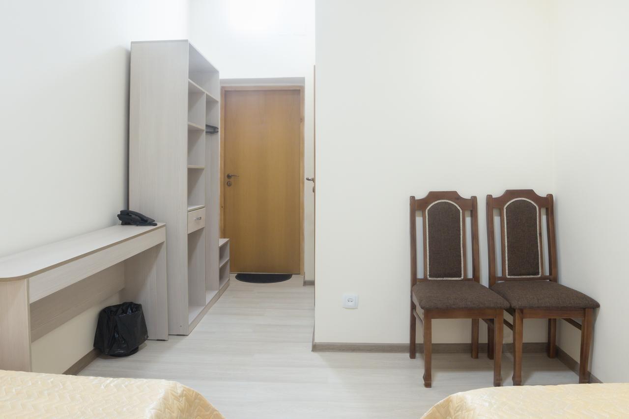 Hotel Alma Ata Zhosaly Екстериор снимка